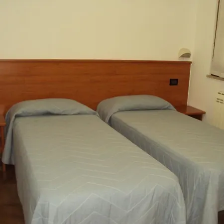 Fontanella Otel *
